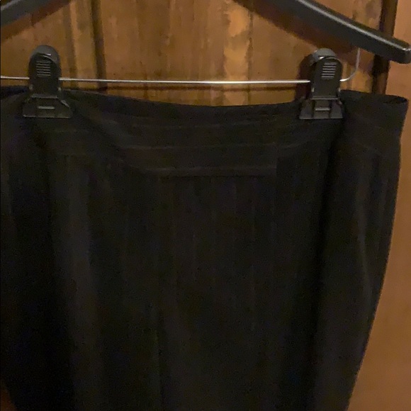 Tamarind pinstripe two piece suit.Never worn. - Picture 6 of 6